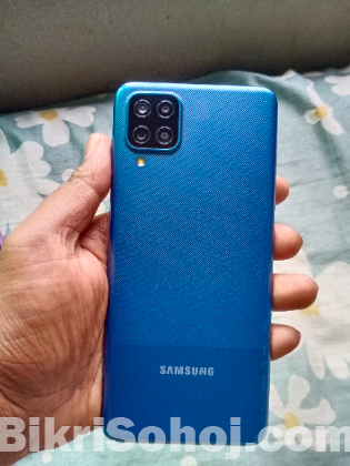 Samsung A12